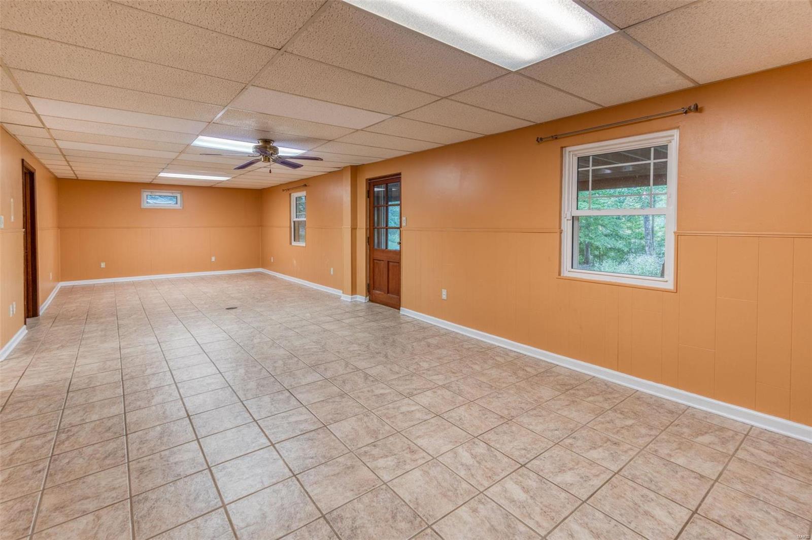 5190 Paradise Lane High Ridge, MO 63049 - Photo 35 of 52