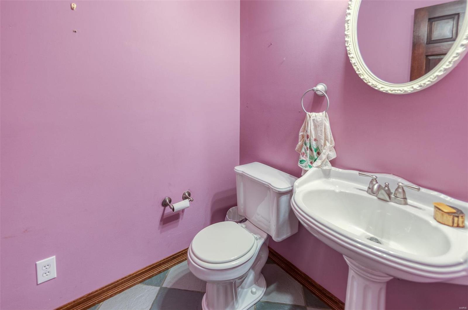 5190 Paradise Lane High Ridge, MO 63049 - Photo 7 of 52