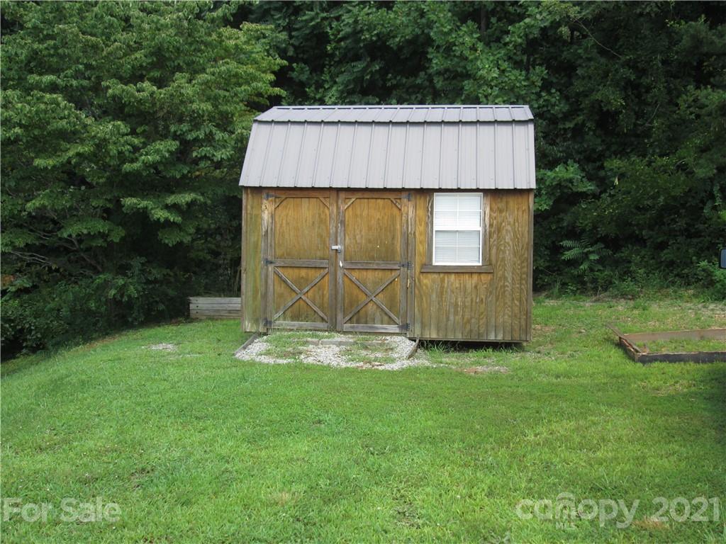 1170 Drag Strip Road Hudson, NC 28638 - Photo 7 of 26 Gallery Image 7