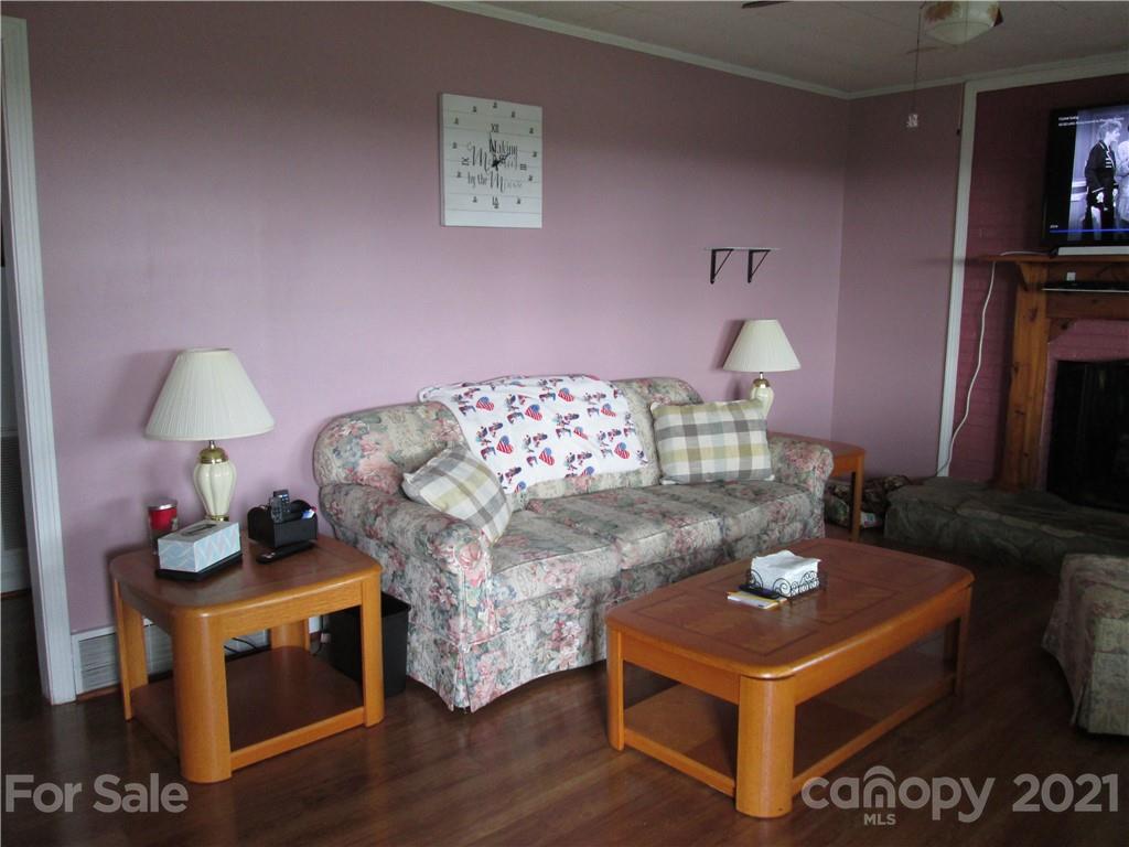 1170 Drag Strip Road Hudson, NC 28638 - Photo 9 of 26 Gallery Image 9