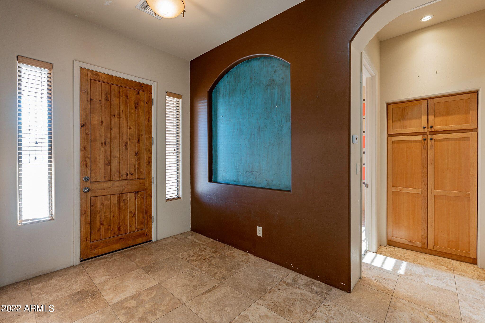 42007 North New River Road Phoenix, AZ 85086 - Photo 8 of 32 Entry Way