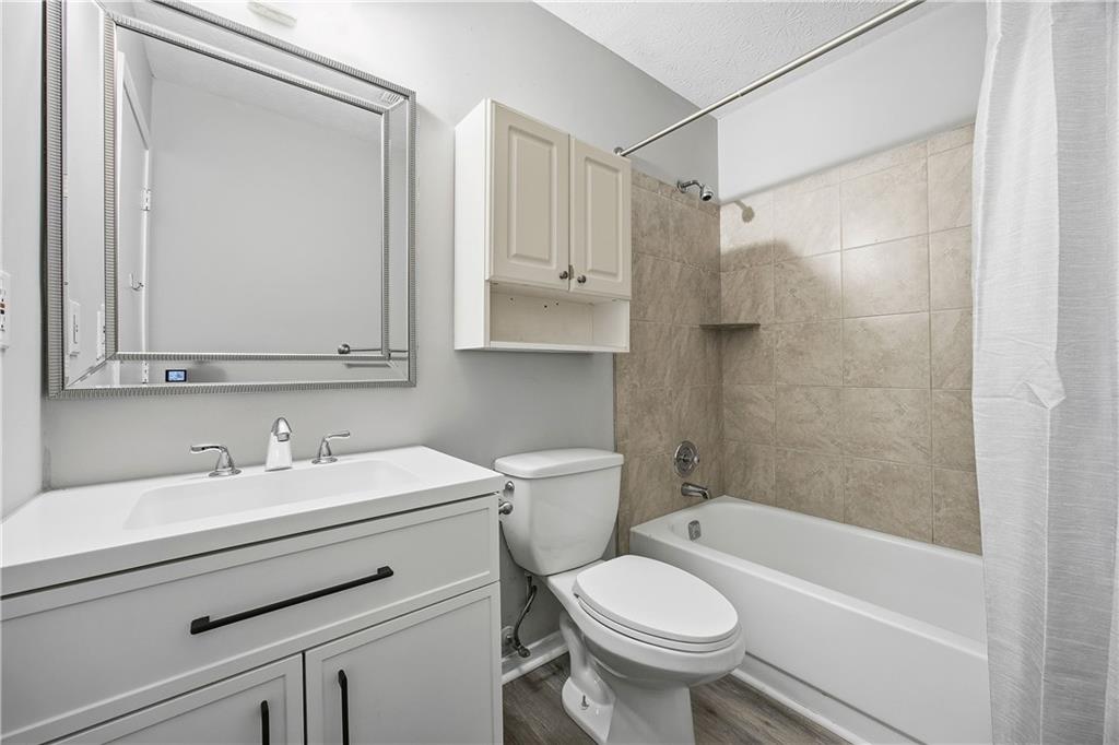 4712 Valley Ridge Drive Duluth, GA 30096 - Photo 17 of 24