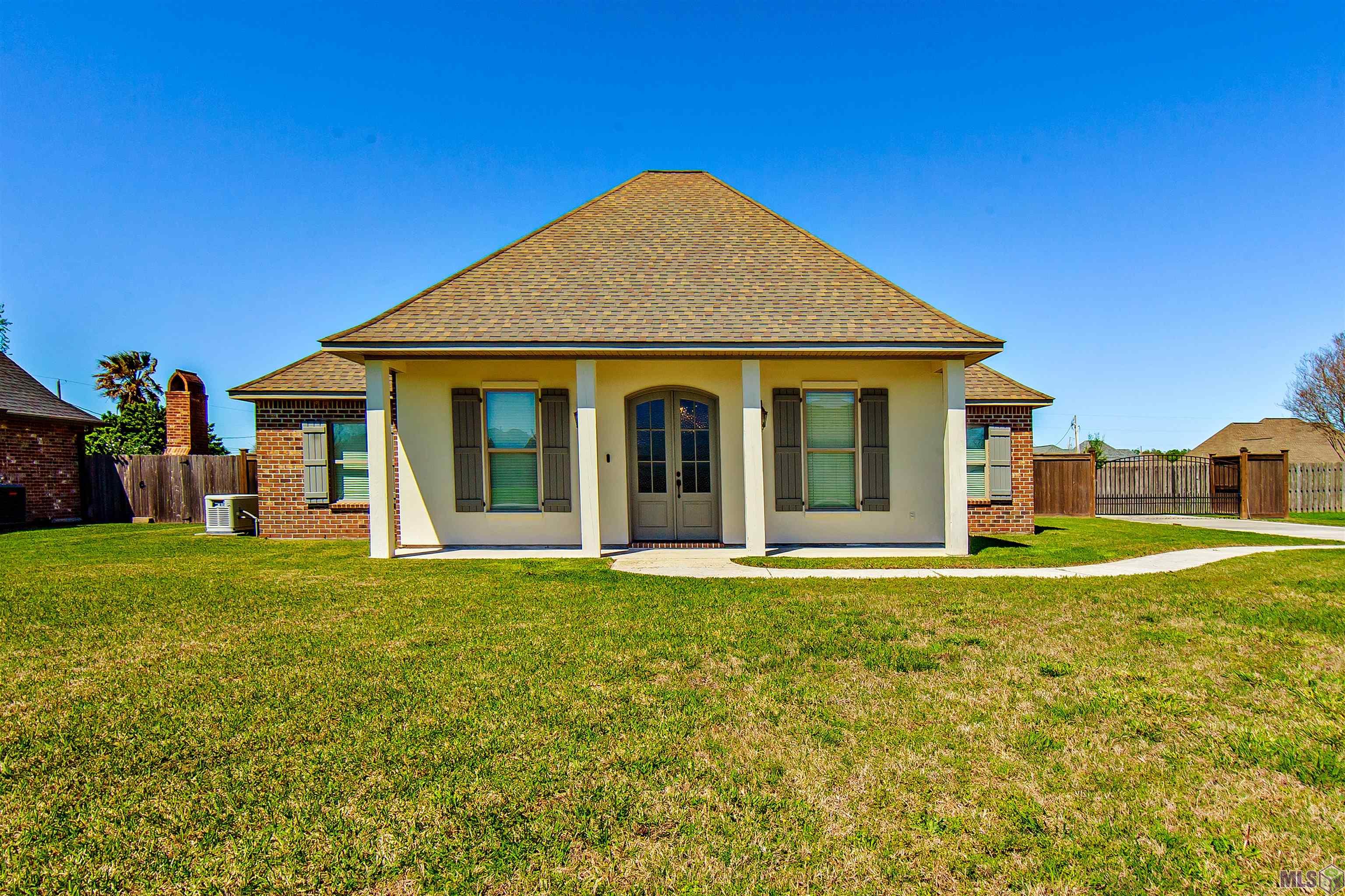 190 Orange Grove Road Thibodaux, LA 70301 - Photo 1 of 18