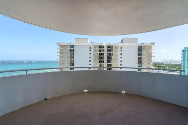 an empty room with an entryway