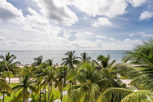 $1,395,000 | 6301 Collins Avenue, Unit 1903, Miami Beach, FL 33141