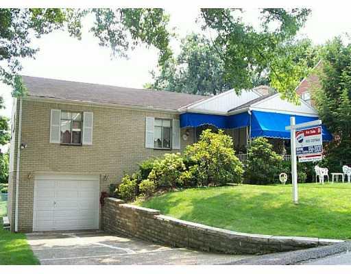 138 Ritzland Road Penn Hills, PA 15235 - Photo 1 of 8 Exterior Front.