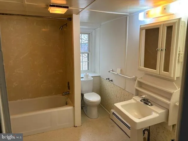 $2,000 | 240 Woodside Drive, Boyertown, PA 19512