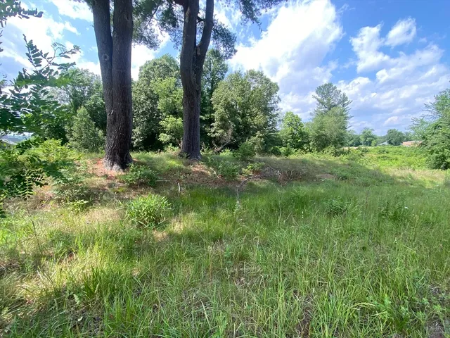 $179,900 | 761 College Highway, Southwick, MA 01077