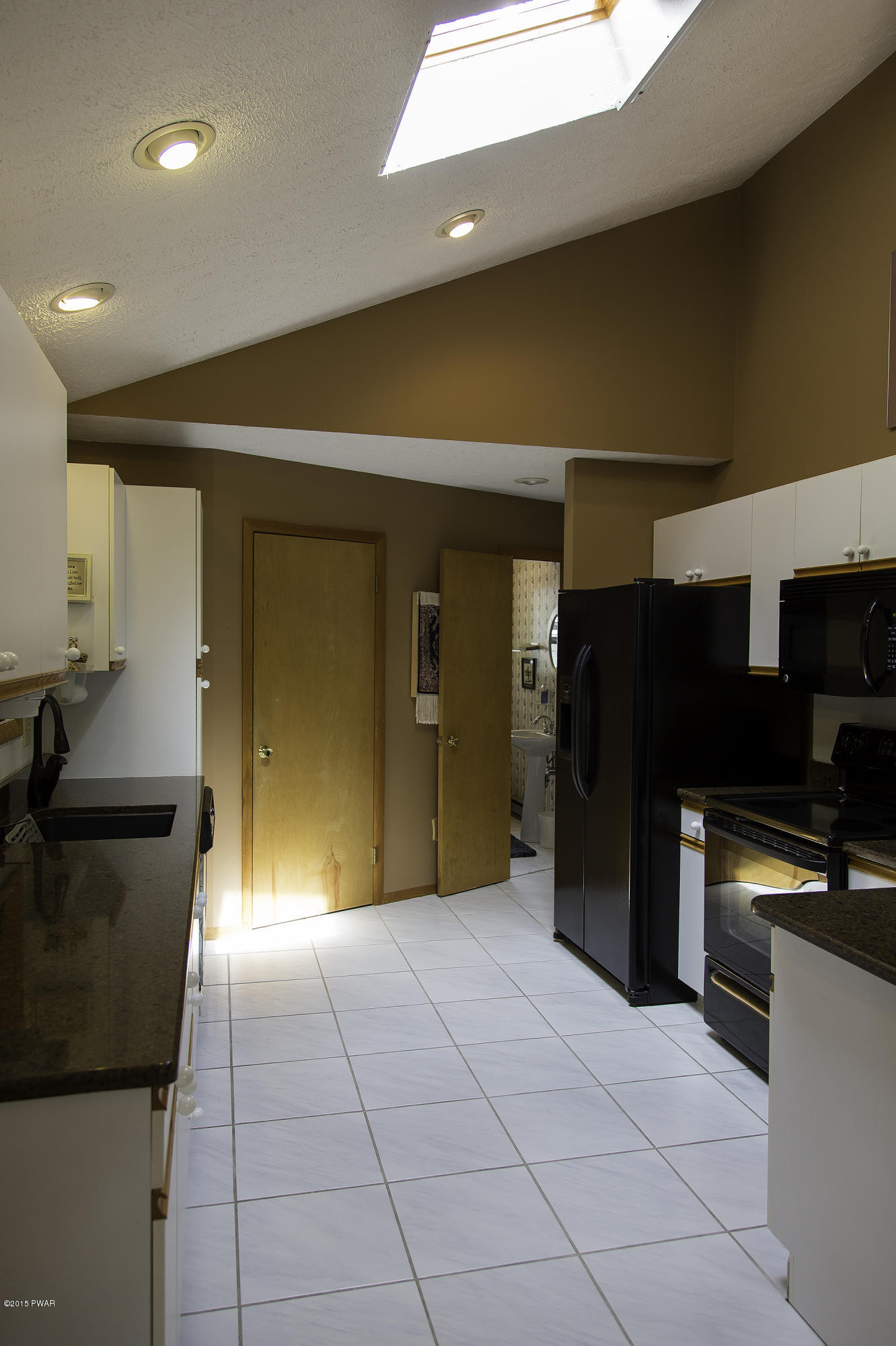 528 Maple Ridge Drive Hawley, PA 18428 - Photo 21 of 51 Gallery Image 21
