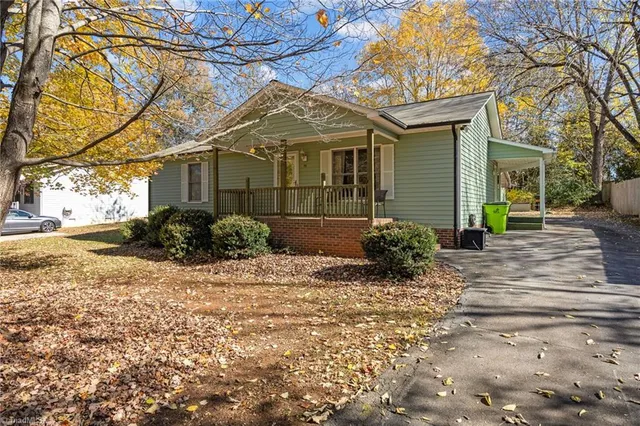 $207,000 | 111 Sharon Drive, Lexington, NC 27292