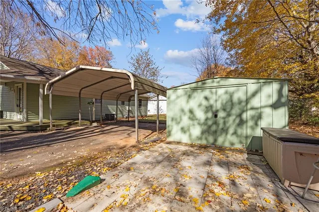 $207,000 | 111 Sharon Drive, Lexington, NC 27292