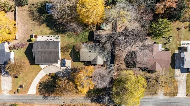 $207,000 | 111 Sharon Drive, Lexington, NC 27292