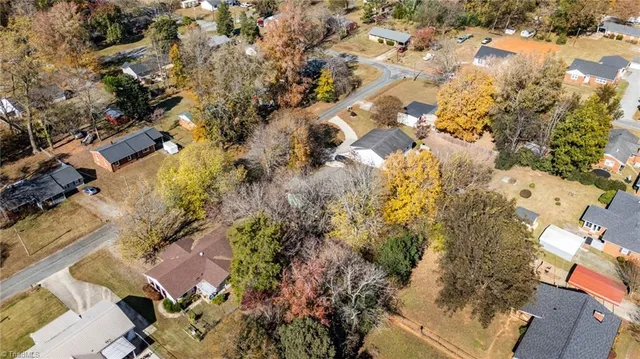 $207,000 | 111 Sharon Drive, Lexington, NC 27292