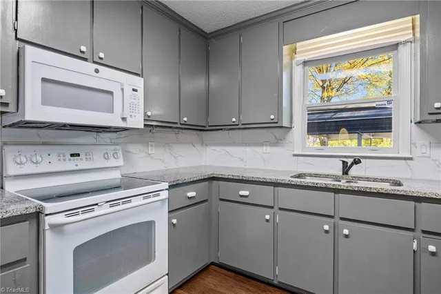 $207,000 | 111 Sharon Drive, Lexington, NC 27292