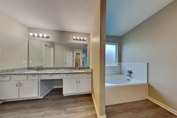 $2,295 | 20202 Stonegrove Court, Tomball, TX 77375