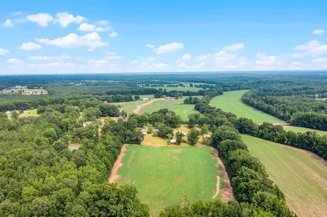 $415,000 | 7837 Highway 22, Michie, TN 38357