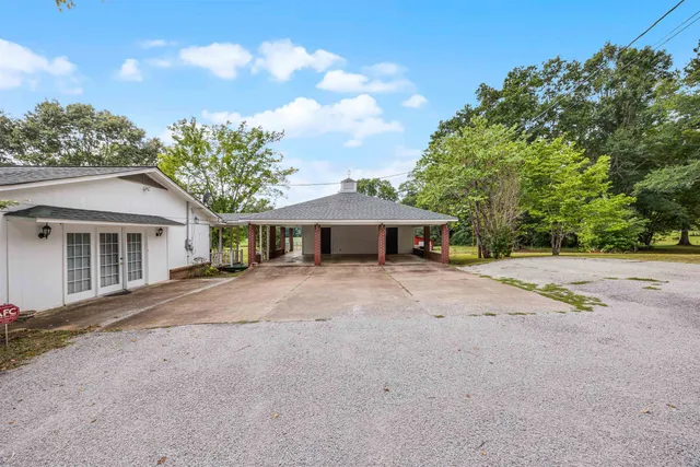 $415,000 | 7837 Highway 22, Michie, TN 38357