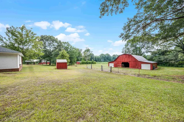 $415,000 | 7837 Highway 22, Michie, TN 38357