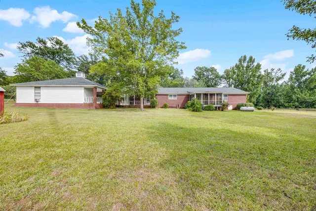 $415,000 | 7837 Highway 22, Michie, TN 38357