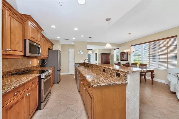 $700,000 | 167 Tampa Avenue East, Unit 412, Venice, FL 34285