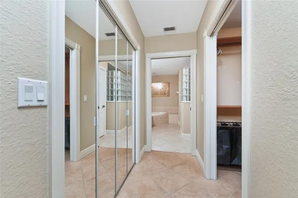$700,000 | 167 Tampa Avenue East, Unit 412, Venice, FL 34285