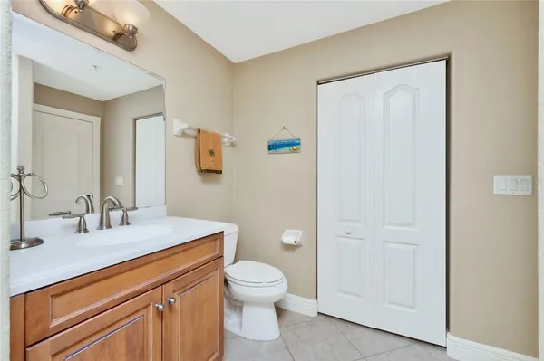 $700,000 | 167 Tampa Avenue East, Unit 412, Venice, FL 34285