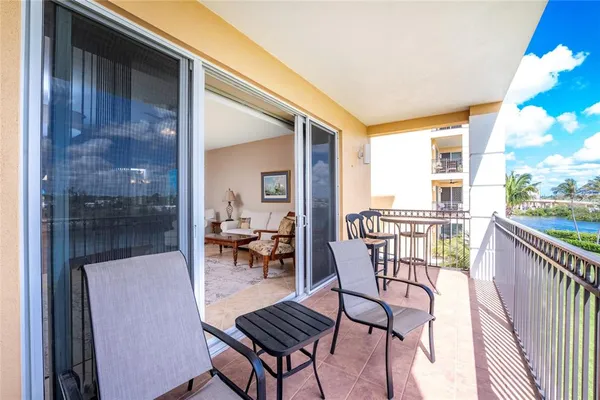 $700,000 | 167 Tampa Avenue East, Unit 412, Venice, FL 34285