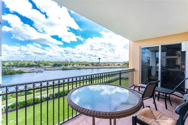 $700,000 | 167 Tampa Avenue East, Unit 412, Venice, FL 34285