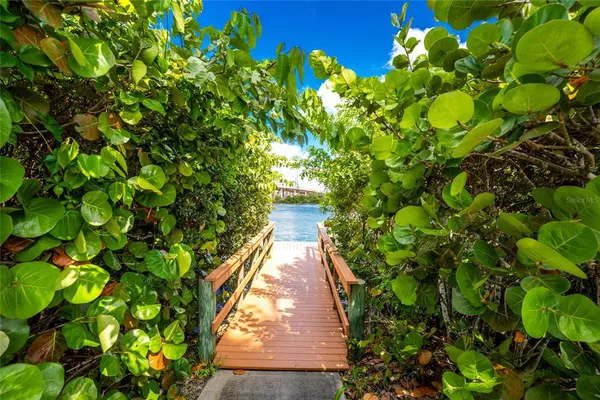 $700,000 | 167 Tampa Avenue East, Unit 412, Venice, FL 34285