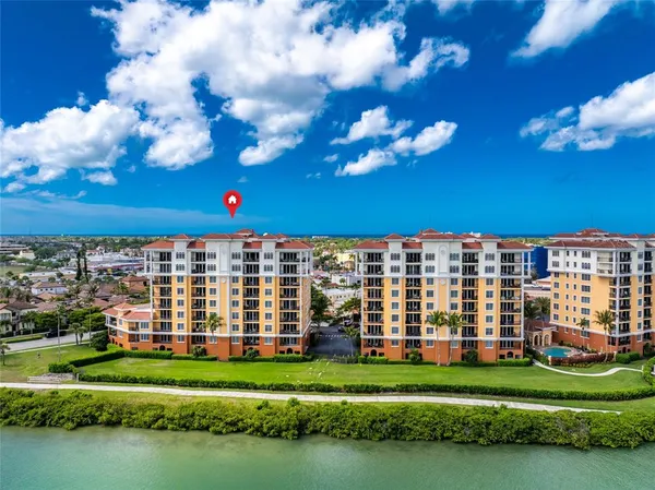 $700,000 | 167 Tampa Avenue East, Unit 412, Venice, FL 34285