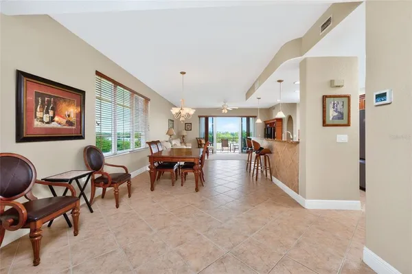 $700,000 | 167 Tampa Avenue East, Unit 412, Venice, FL 34285