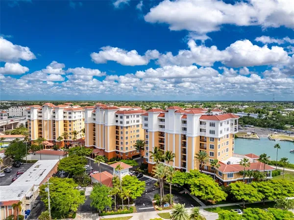 $700,000 | 167 Tampa Avenue East, Unit 412, Venice, FL 34285