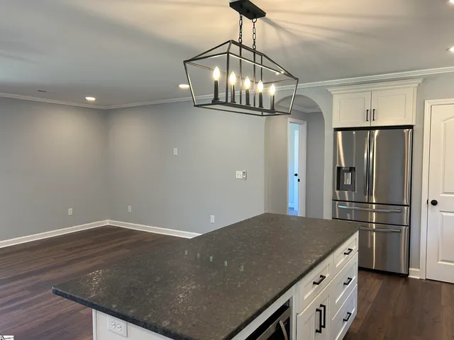 $299,900 | 226 Lakewood Drive, Clinton, SC 29325