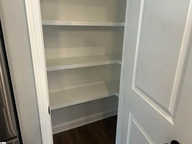 $299,900 | 226 Lakewood Drive, Clinton, SC 29325