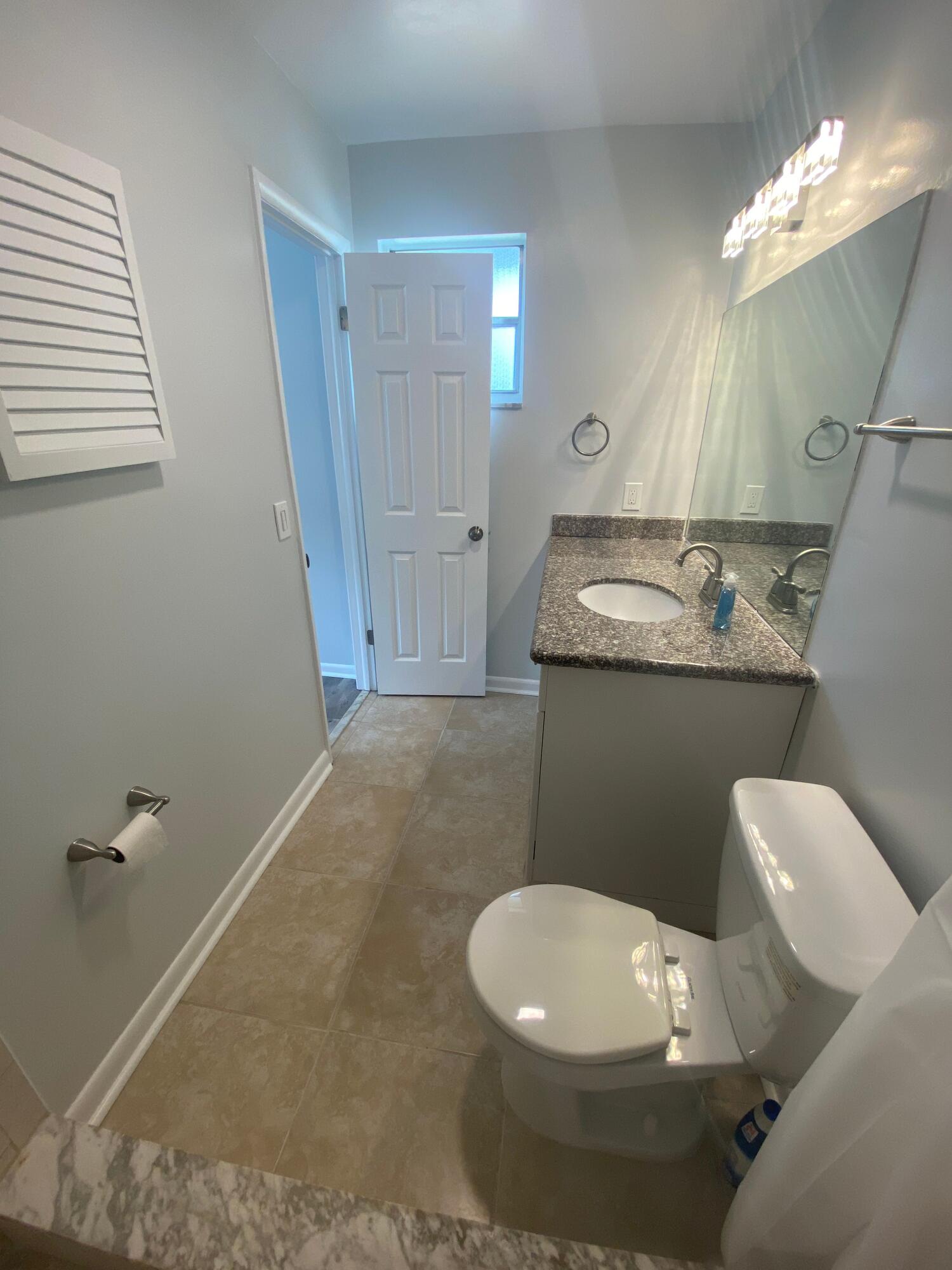 1317 Willow Road West Palm Beach, FL 33406 - Photo 14 of 33 14