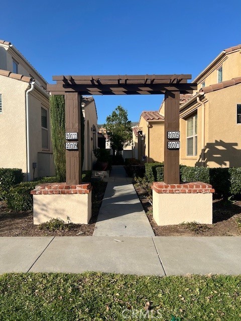 20109 Pienza Lane Porter Ranch, CA 91326 - Photo 2 of 3