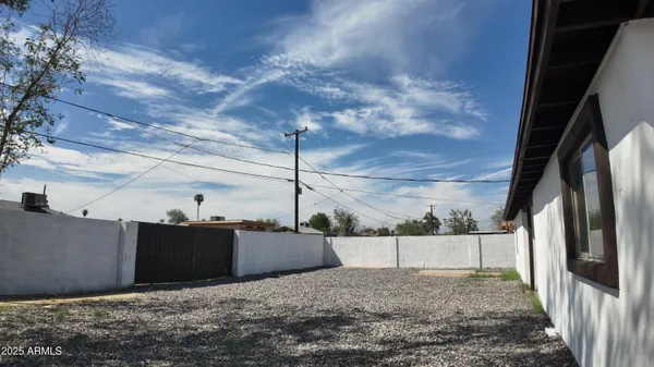 $359,900 | 1340 North 38th Drive, Phoenix, AZ 85009