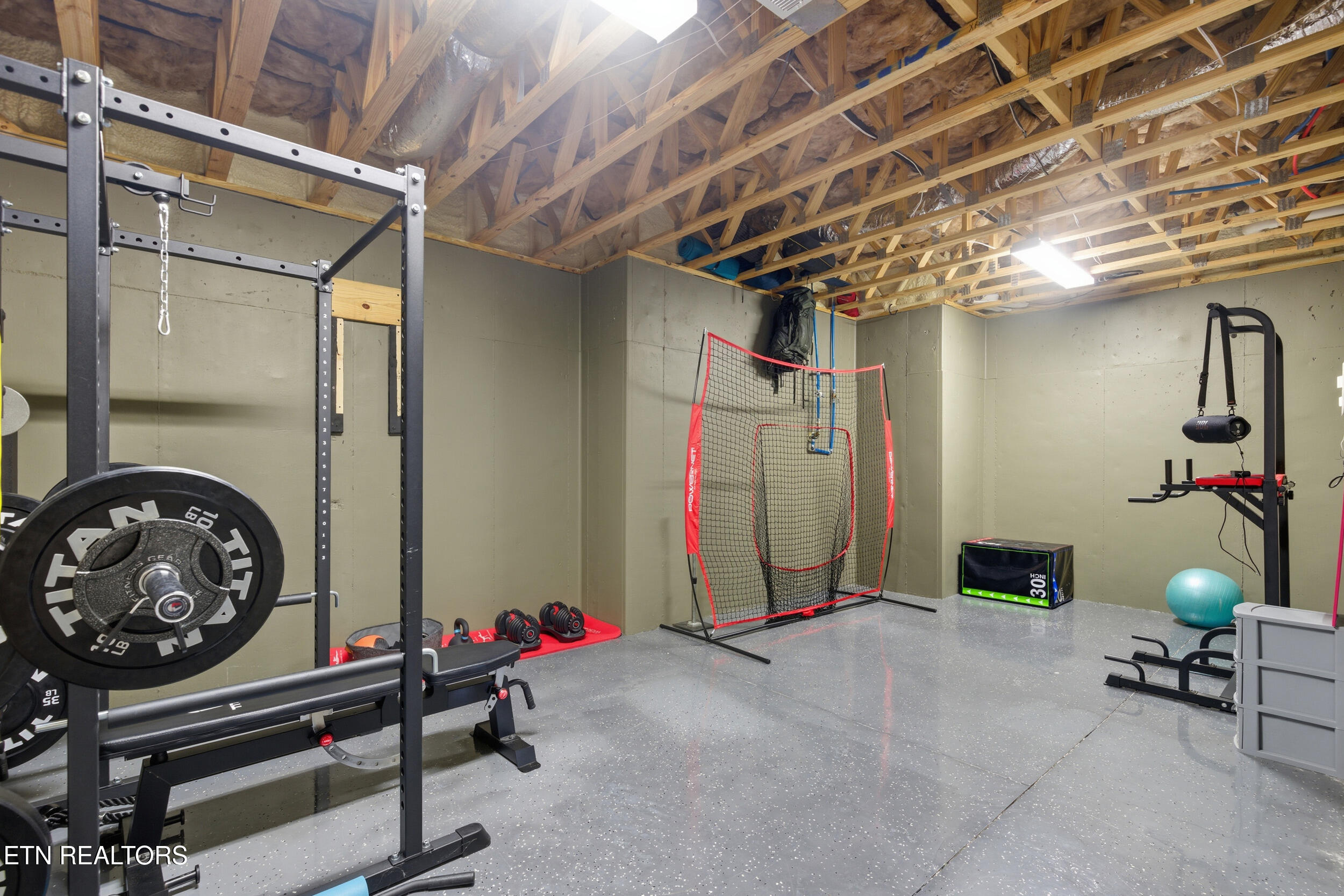 8612 North Ruggles Ferry Pike Strawberry Plains, TN 37871 - Photo 32 of 36 078