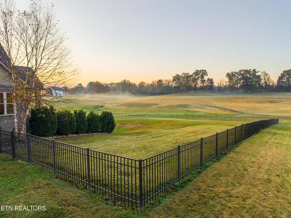 $999,000 | 8612 North Ruggles Ferry Pike, Strawberry Plains, TN 37871