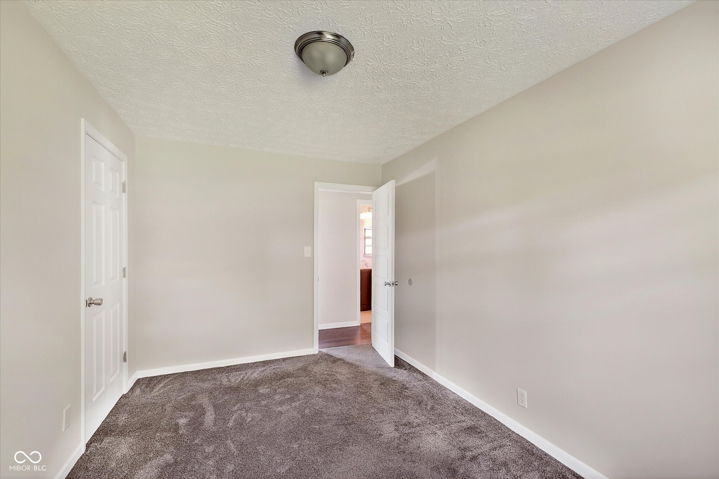 725 Howard Road Greenwood, IN 46142 - Photo 24 of 28 Gallery Image 24
