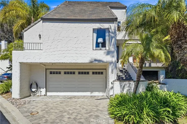 $1,595,000 | 106 Avenida Mesita, Unit 22, San Clemente, CA 92673