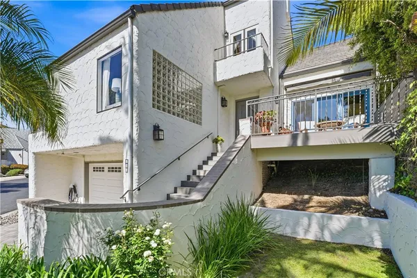 $1,595,000 | 106 Avenida Mesita, Unit 22, San Clemente, CA 92673
