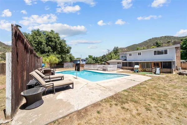 $849,000 | 3632 Foxley Drive, Escondido, CA 92027