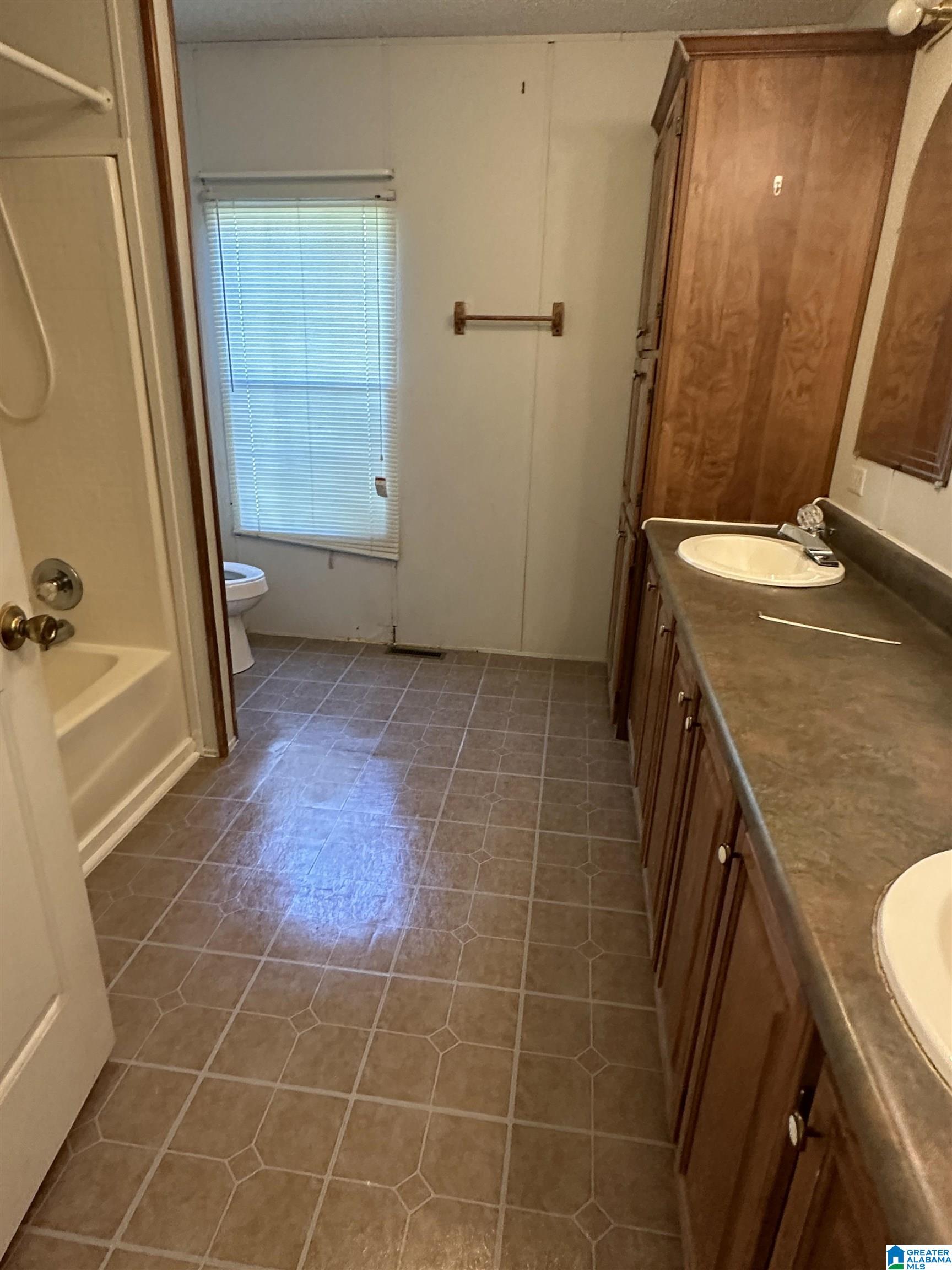 1407 County Road 41 Clanton, AL 35046 - Photo 15 of 28