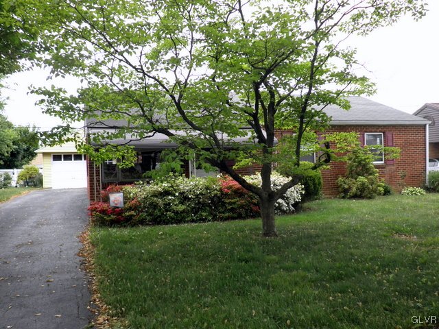 3043 Devonshire Road Allentown, PA 18103 - Photo 1 of 10 Gallery Image 1