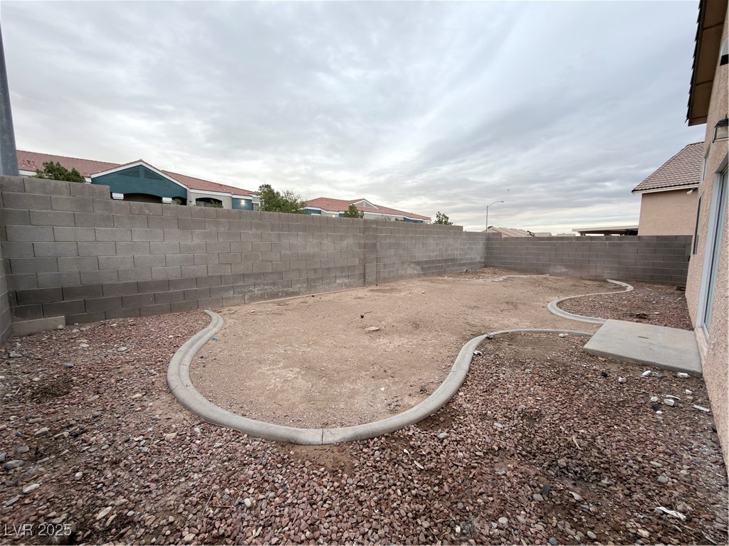 8232 Fame Avenue Las Vegas, NV 89147 - Photo 13 of 47