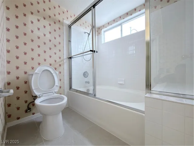 $2,100 | 8232 Fame Avenue, Las Vegas, NV 89147