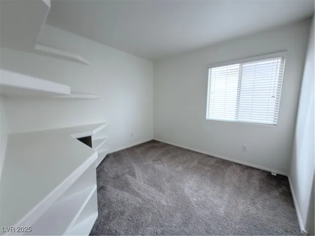 $2,100 | 8232 Fame Avenue, Las Vegas, NV 89147