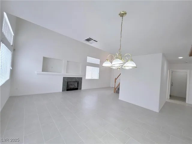 $2,100 | 8232 Fame Avenue, Las Vegas, NV 89147