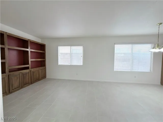 $2,100 | 8232 Fame Avenue, Las Vegas, NV 89147